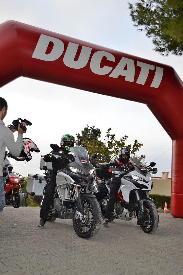 DosMares, el rally de Ducati.