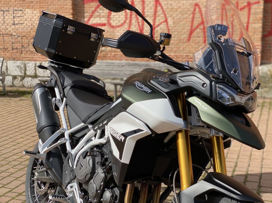 Honda CB500X: Alma funcional • MOTOVIAJEROS / Revista de viajes y rutas en  moto