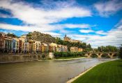 Río Segre a su paso por Balaguer.