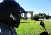 El arco de Bará, erigido en tiempos de Augusto (13 a.C).