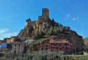 CASTILLO Y PUEBLO DE VILLIEL