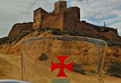 PISTEANDO POR EL CASTILLO DE MONZON