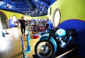 Vía de la Plata: Museo de la moto y el coche clásico,Hervás.