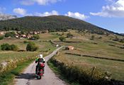 Colombres, el museo viviente de la moto clásica