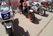 Homenaje a Ángel Nieto en el 58º Gran Premio de Velocidad de La Bañeza.