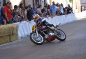 Homenaje a Ángel Nieto en el 58º Gran Premio de Velocidad de La Bañeza.