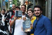 Los primeros en hacerse con el libro.