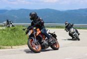 KTM Duke 390. Fotografías: Guillem Hernandez –Sessantuno.com-, Pere Nubiola, P.C.